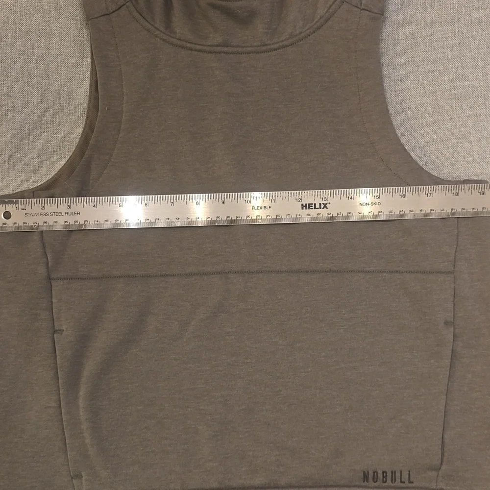 NOBULL Sleeveless Hoodie in Brow/Gray/Green Medium - Picture 6 of 7